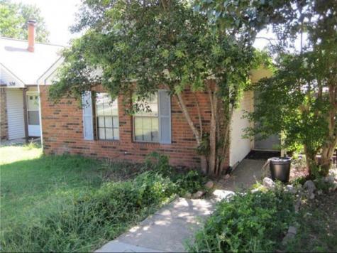 328 Teakwood Lane Lewisville TX 75067