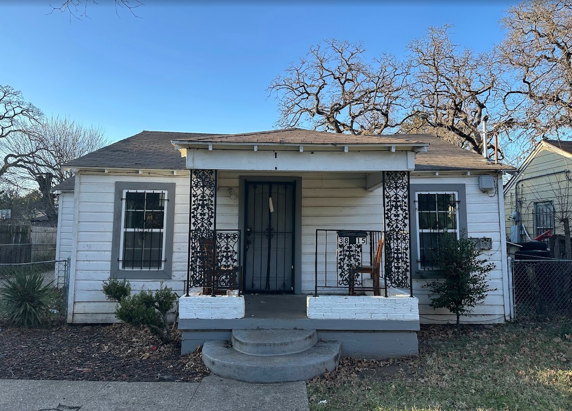 3815 Cauthorn Dallas TX 75210