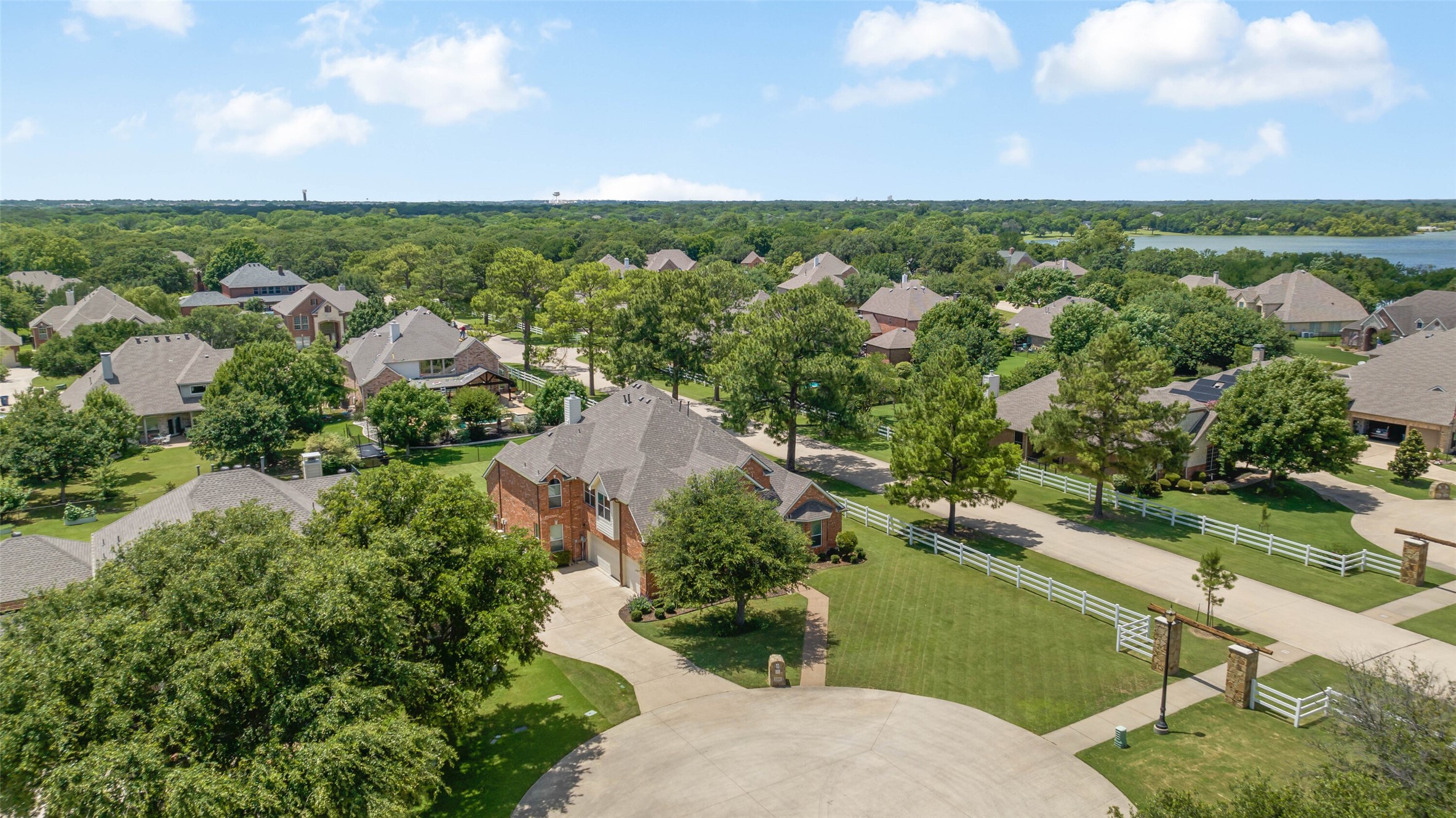 1100 Durango Circle Shady Shores TX 76208