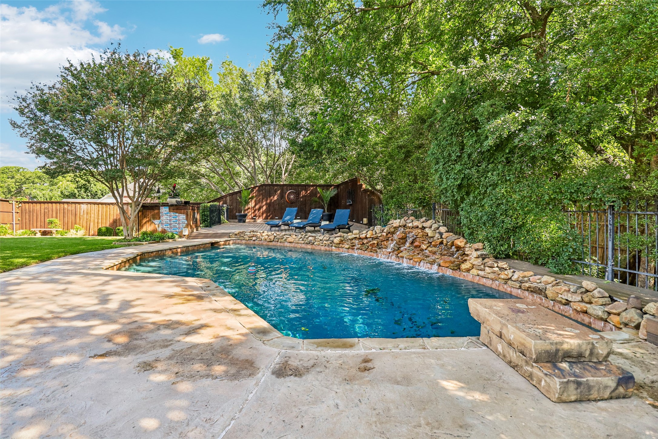 3720 Cripple Creek Court Bedford TX 76021