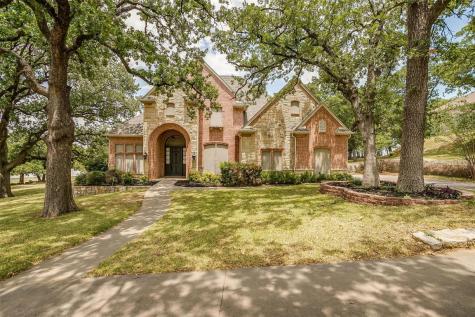 105 Country Vista Circle Burleson TX 76028