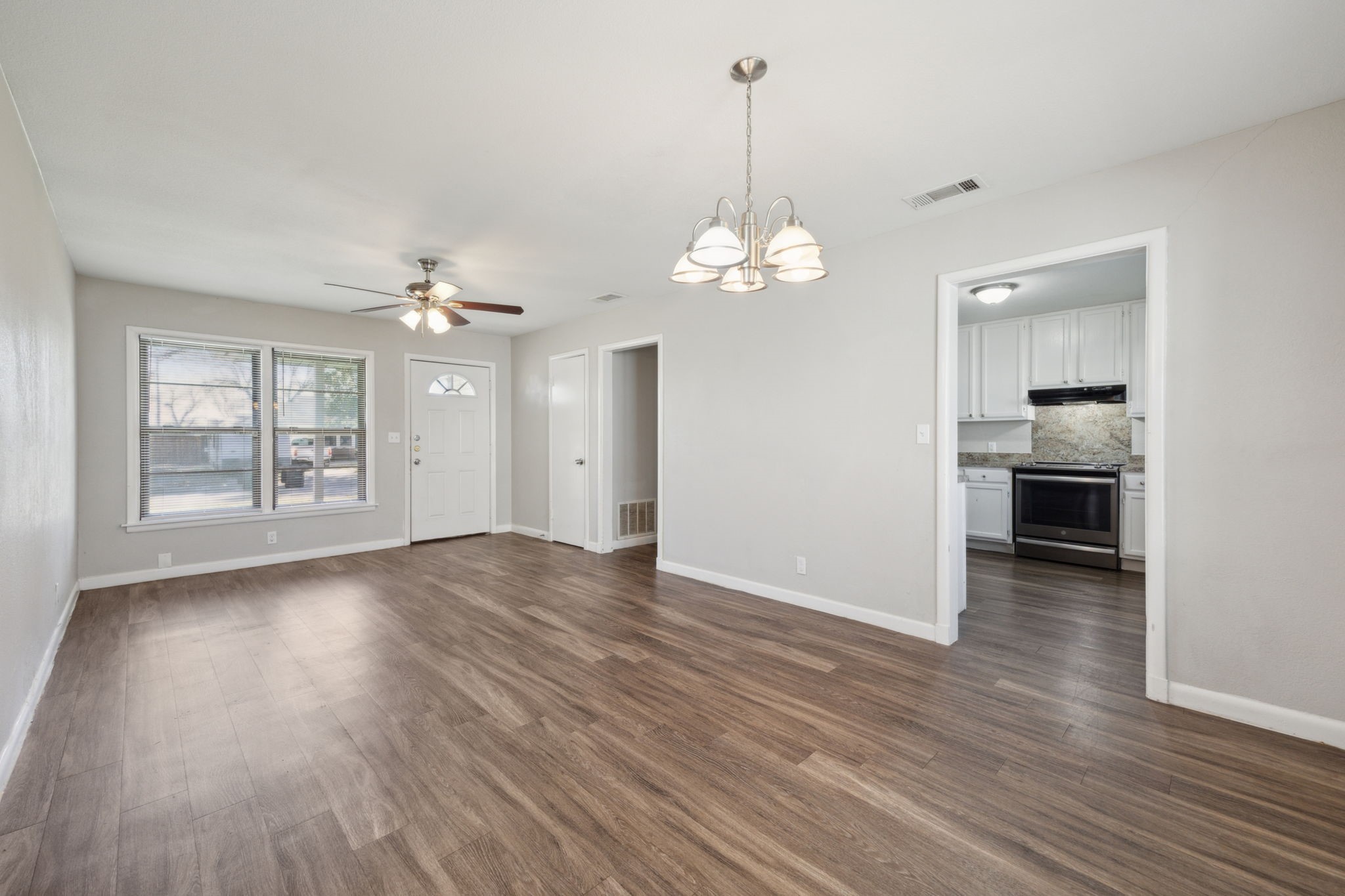 5032 Marks Place Fort Worth TX 76116