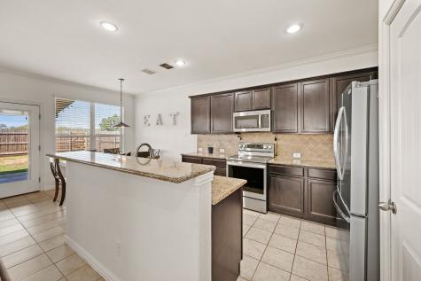 837 Graham Drive Burleson TX 76028