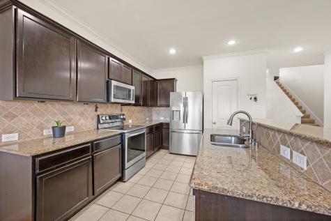 837 Graham Drive Burleson TX 76028
