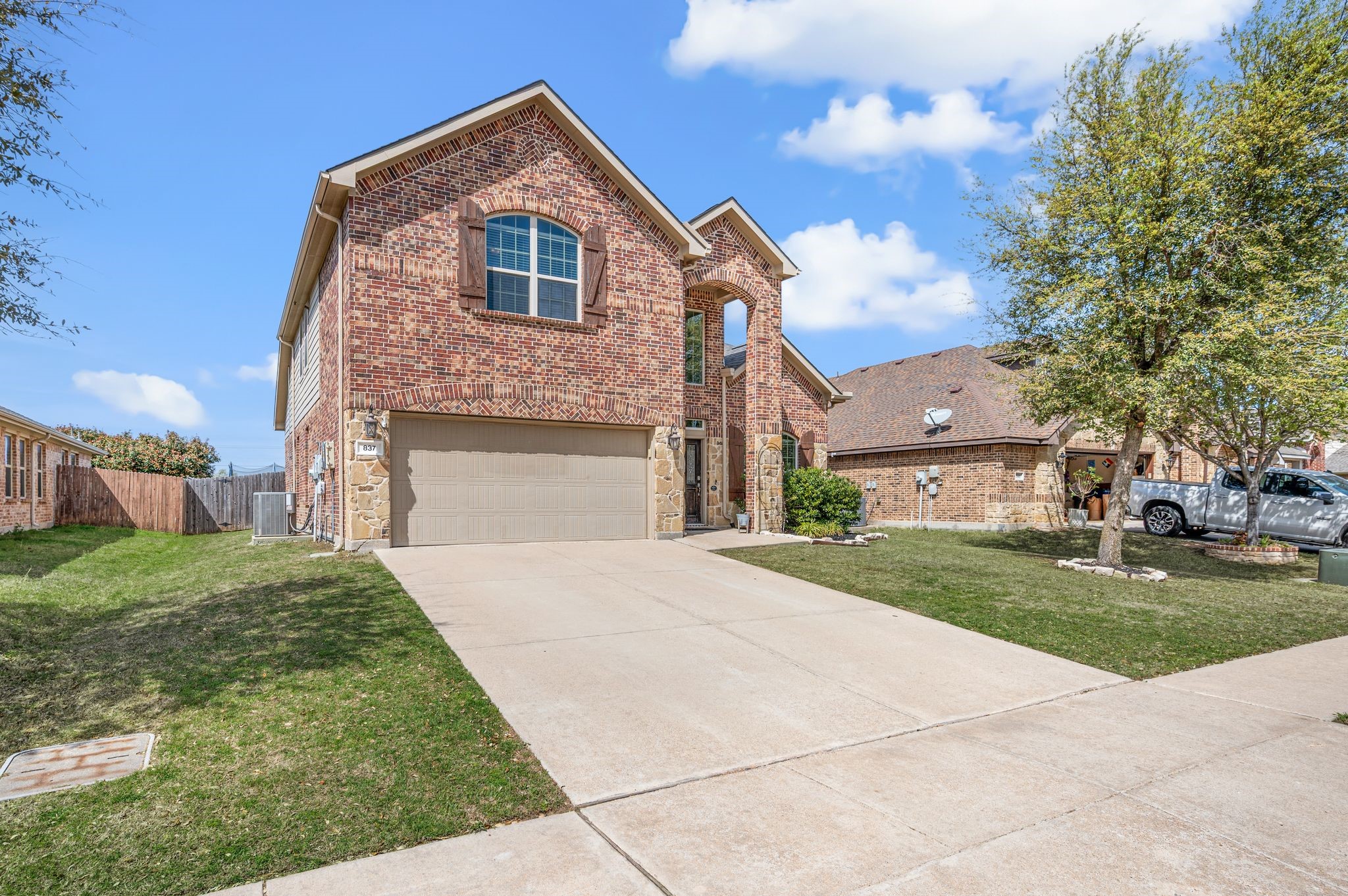 837 Graham Drive Burleson TX 76028