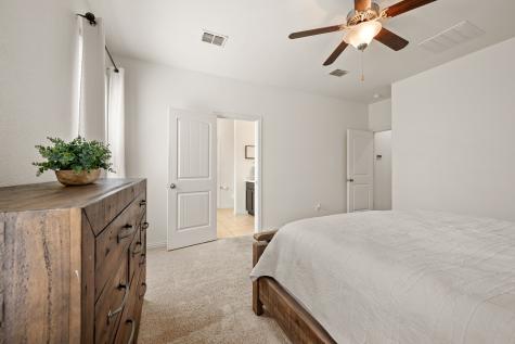 837 Graham Drive Burleson TX 76028
