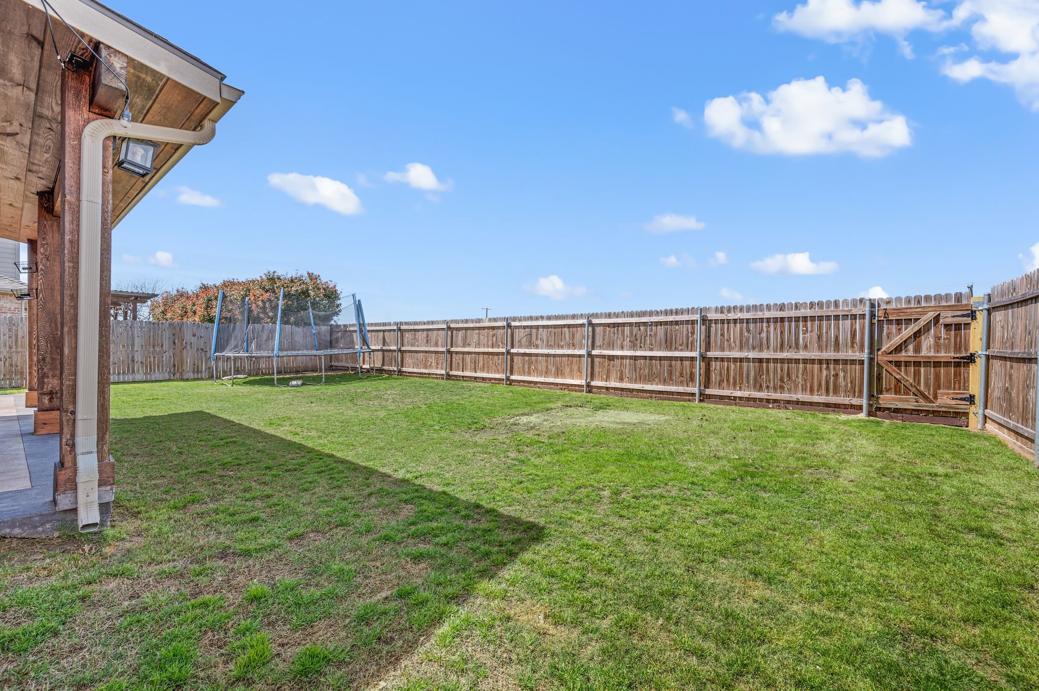 837 Graham Drive Burleson TX 76028