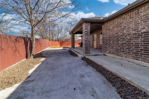 14001 Cimarron Drive Balch Springs TX 75180
