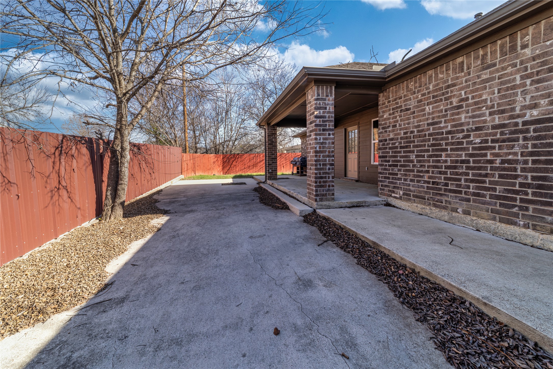 14001 Cimarron Drive Balch Springs TX 75180