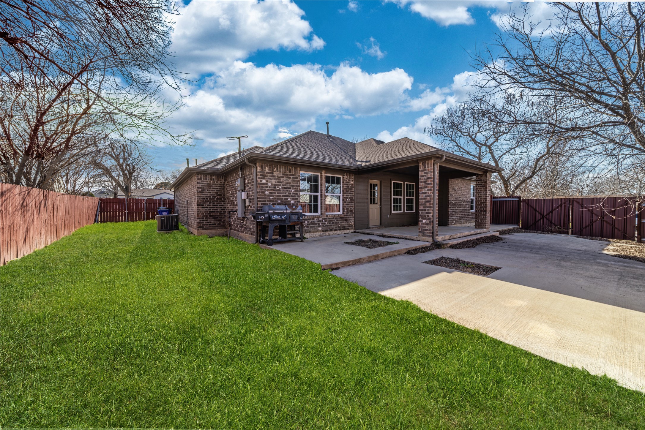14001 Cimarron Drive Balch Springs TX 75180