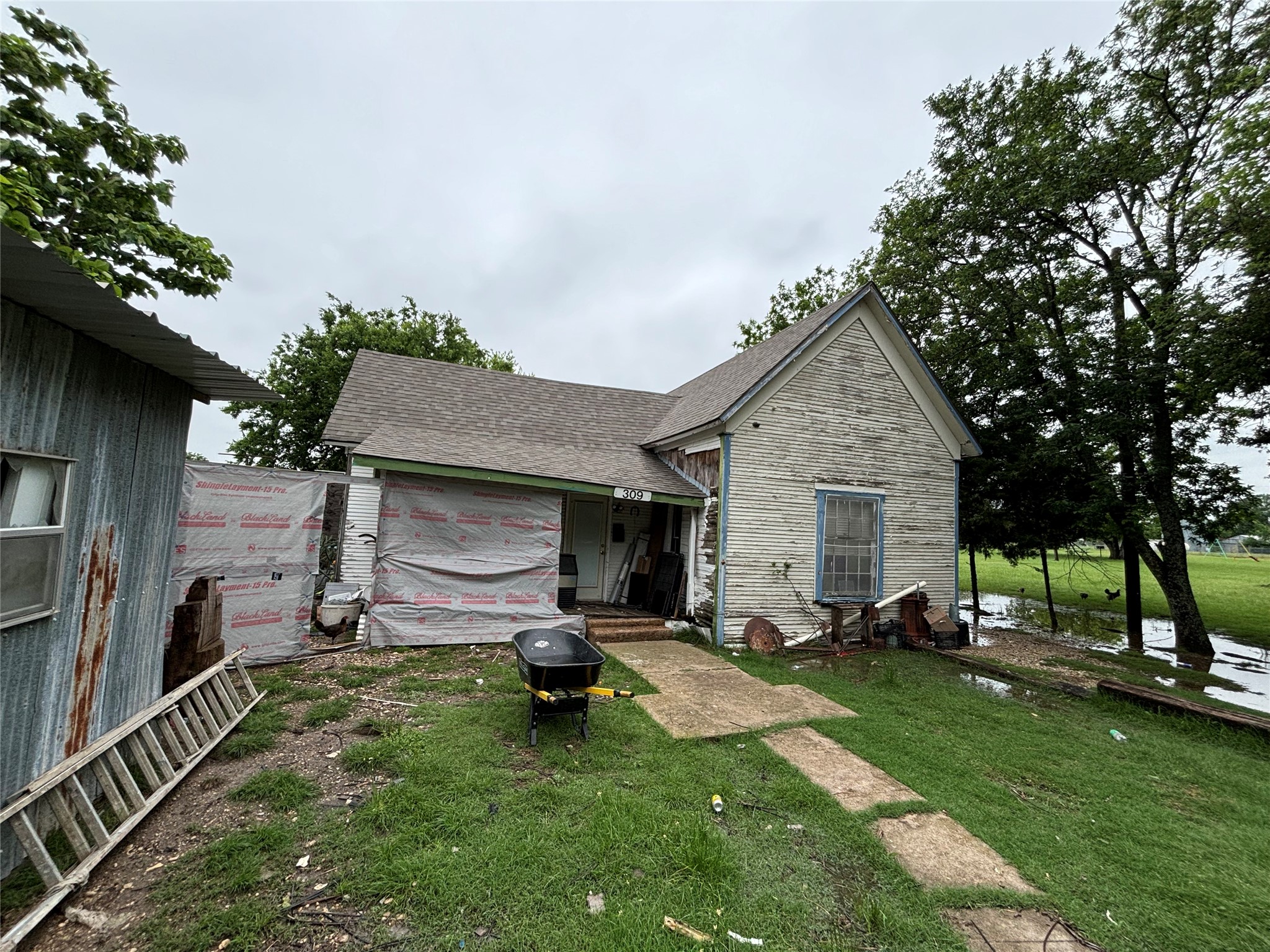 309 S Barry Street Mertens TX 76666