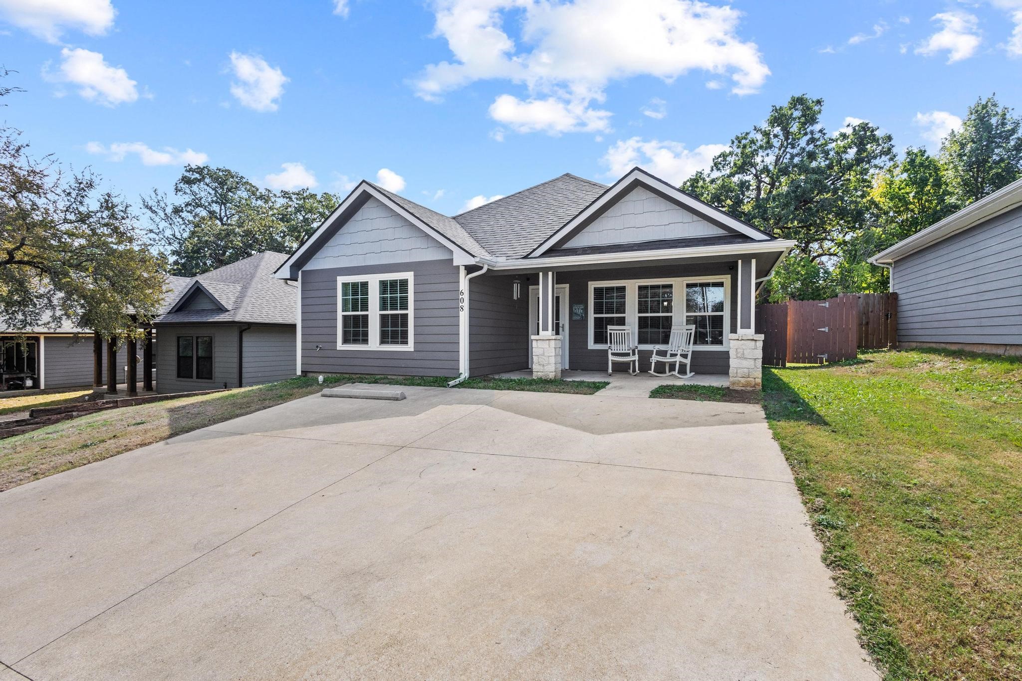 608 E Shepherd Street Denison TX 75021