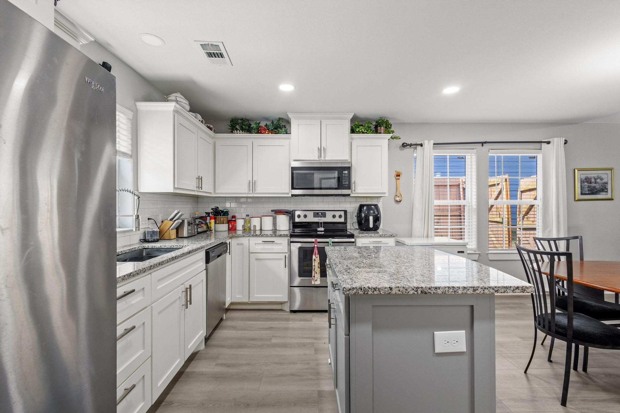 608 E Shepherd Street Denison TX 75021