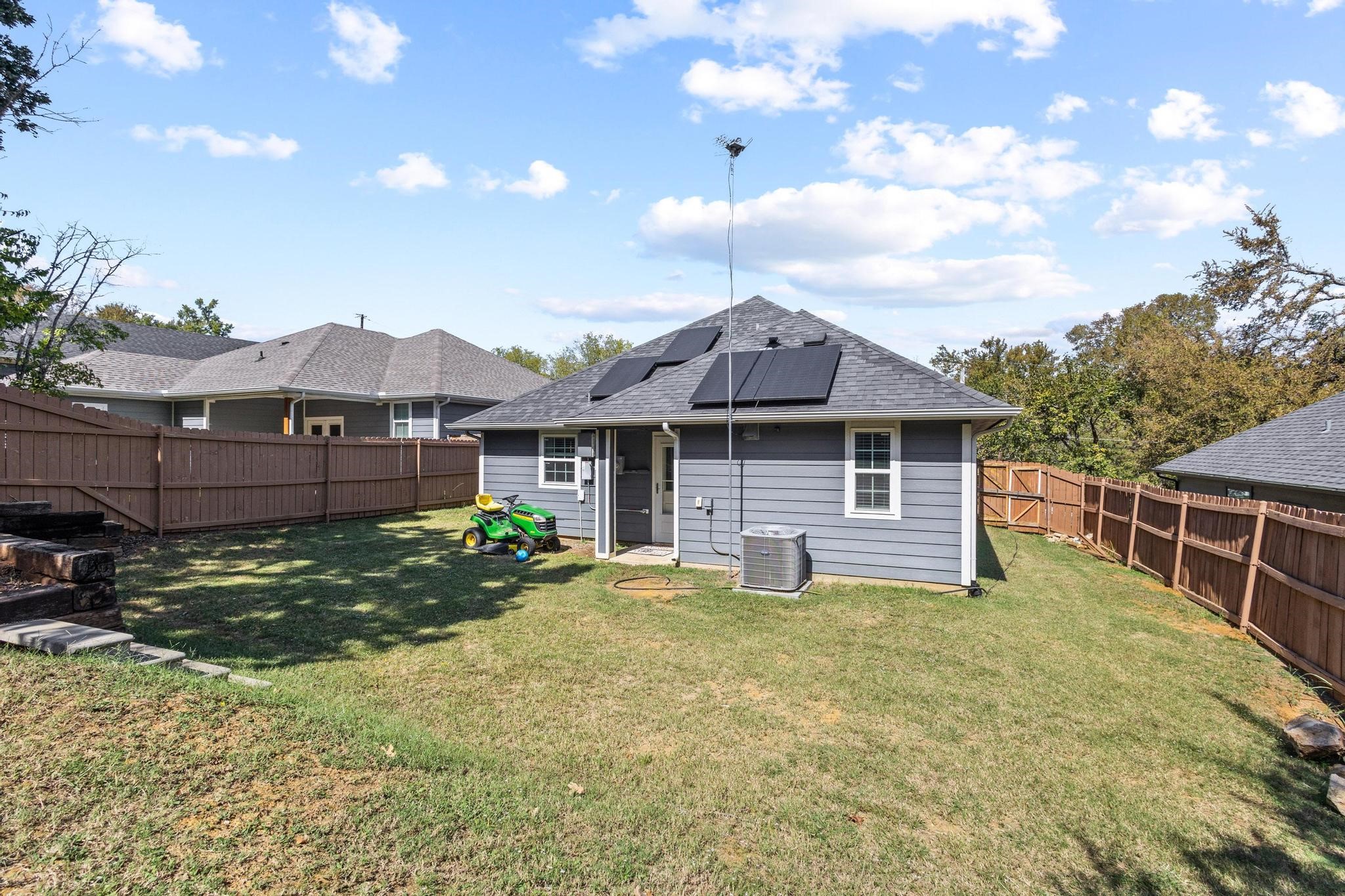 608 E Shepherd Street Denison TX 75021