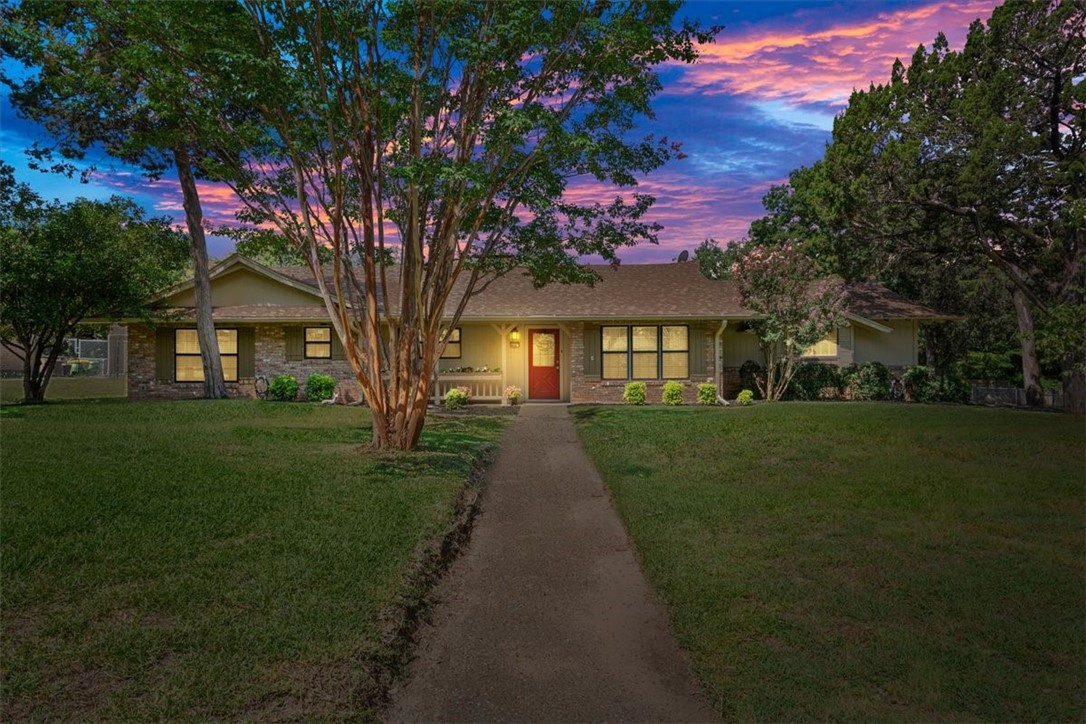 408 White Hall Road Woodway TX 76712