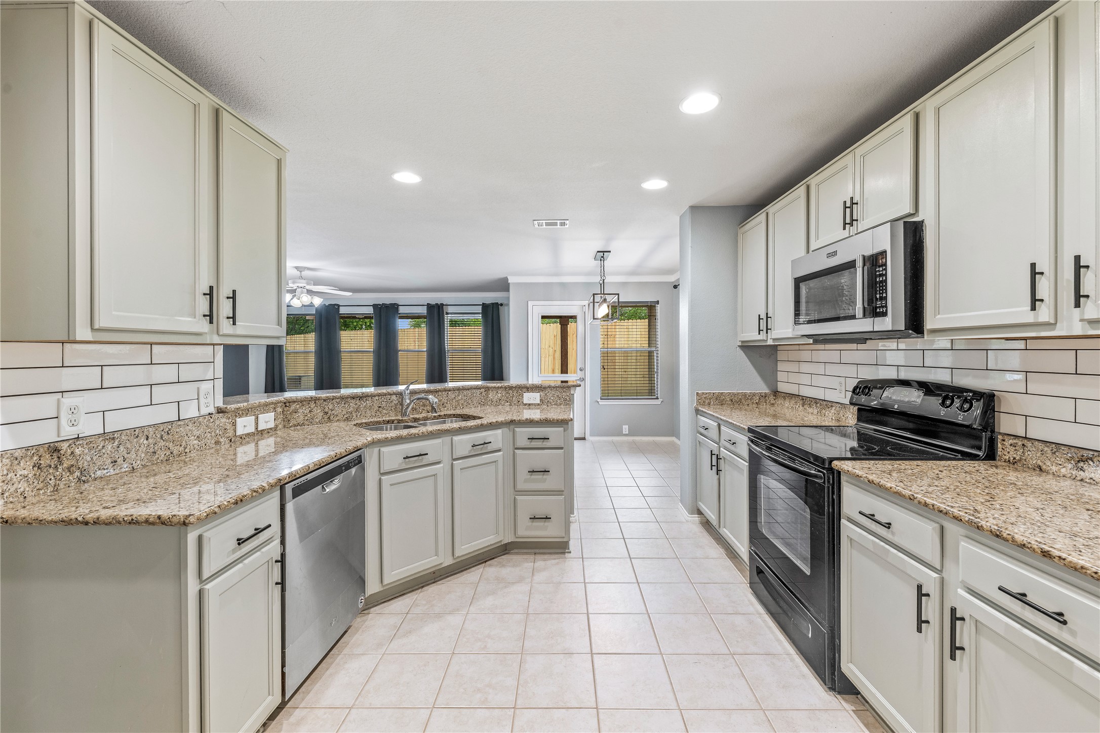 15980 Avenel Way Fort Worth TX 76177