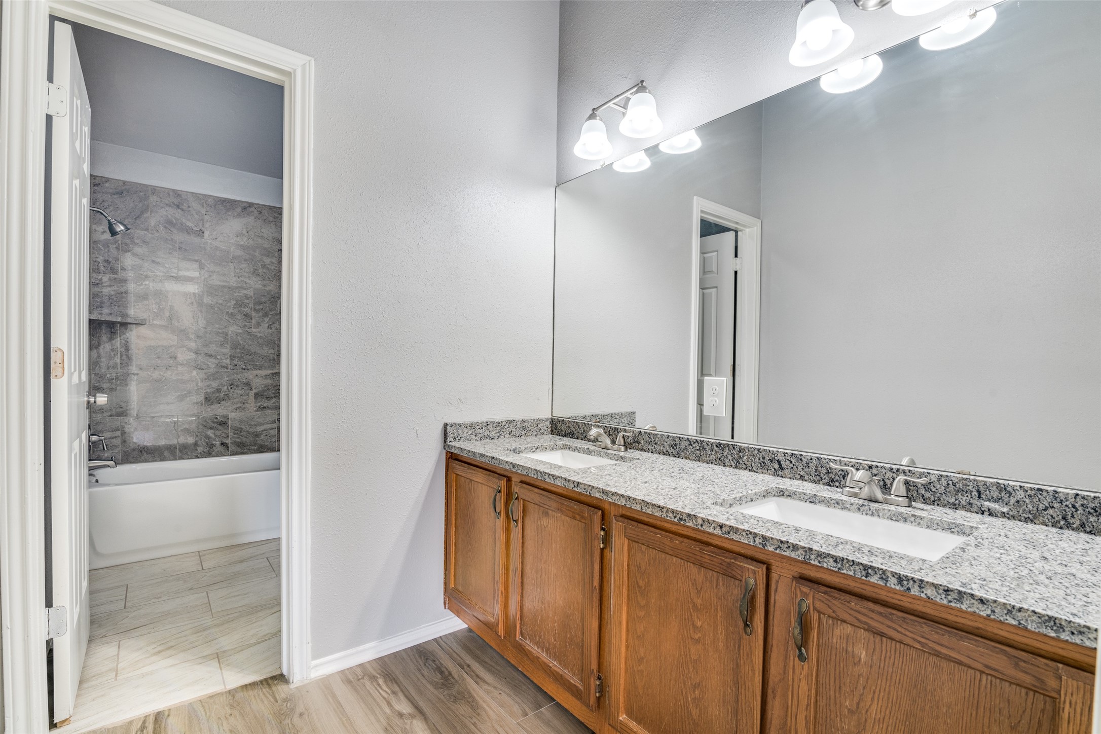 320 Egret Circle East Tawakoni TX 75472