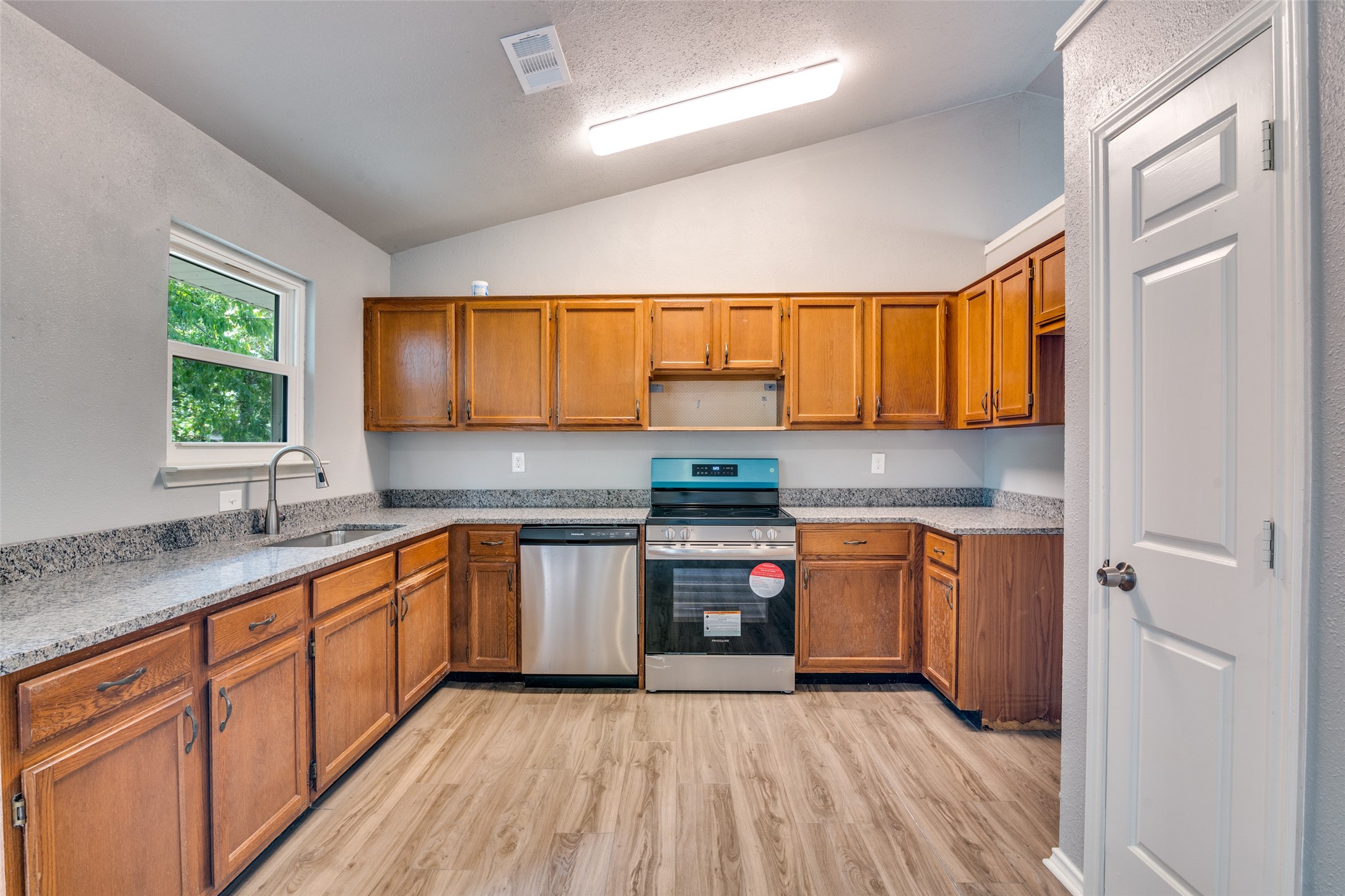 320 Egret Circle East Tawakoni TX 75472