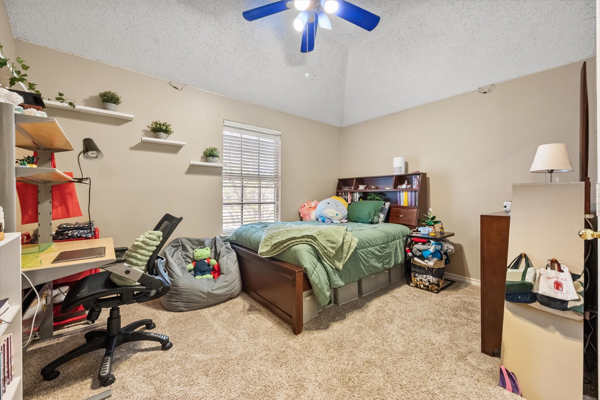 6111 Sandstone Drive Arlington TX 76001