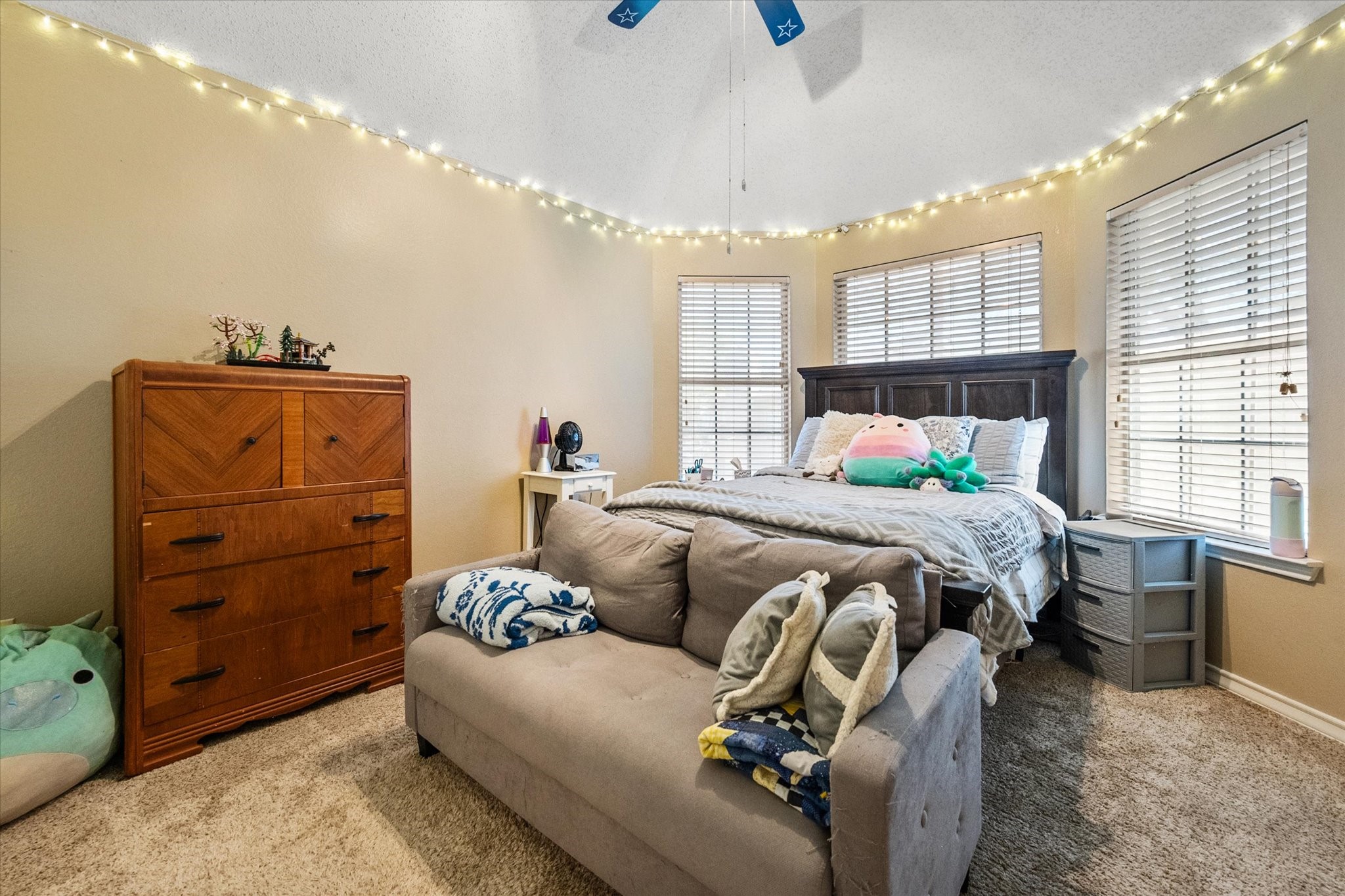 6111 Sandstone Drive Arlington TX 76001