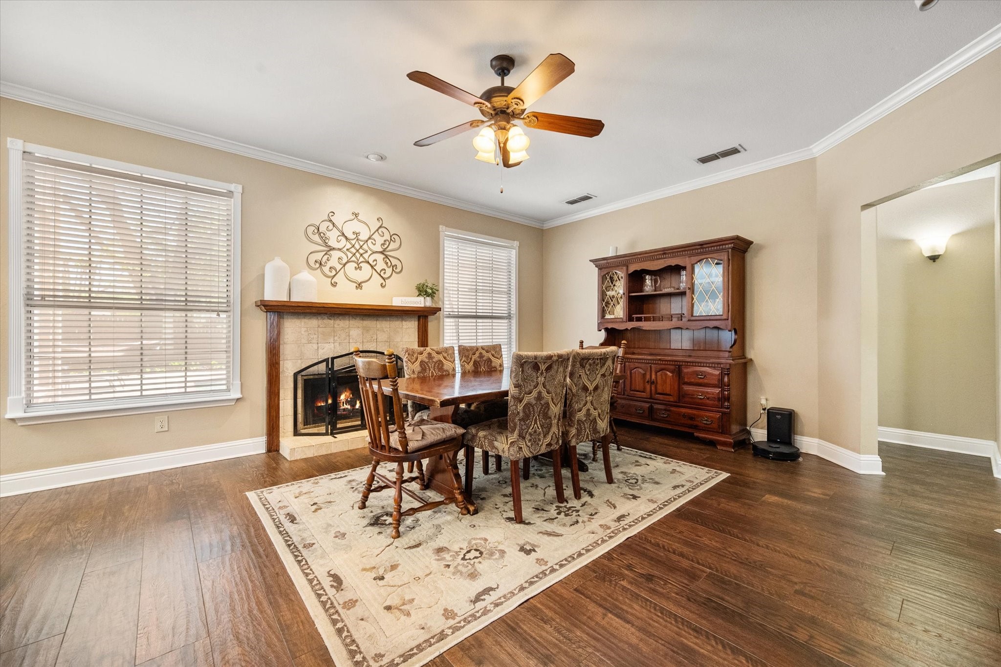 6111 Sandstone Drive Arlington TX 76001