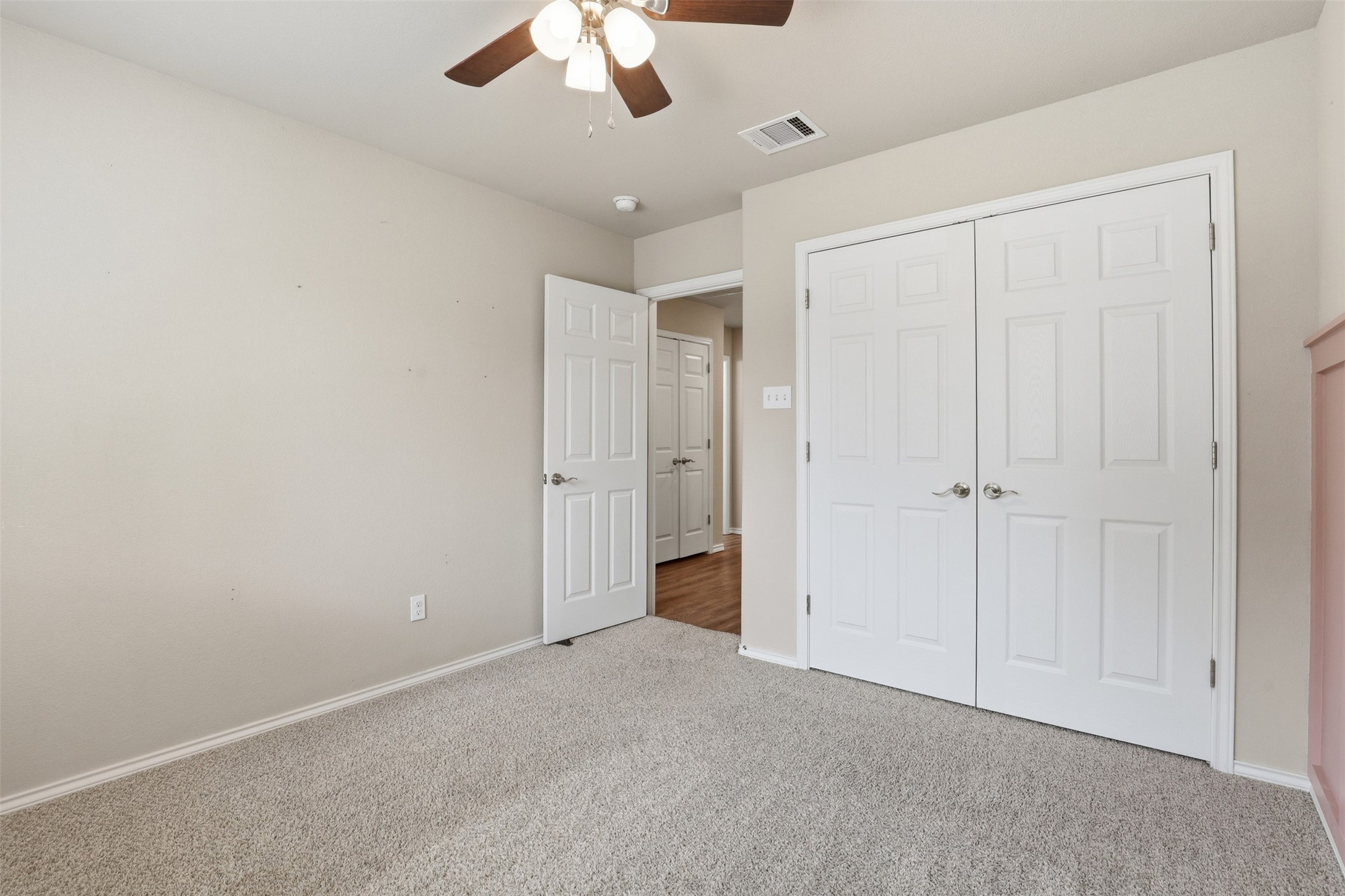 731 E Brown Street Cleburne TX 76031