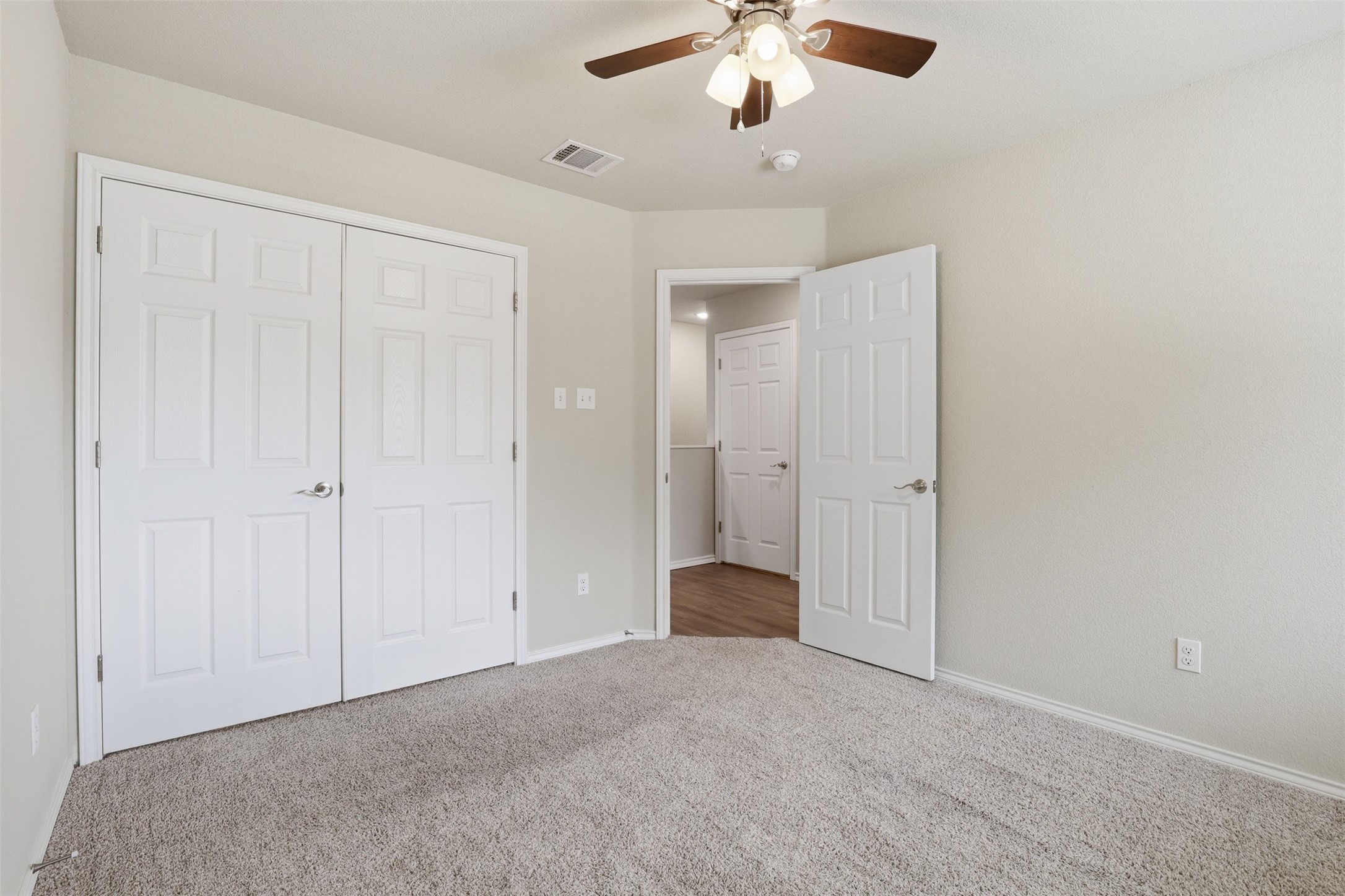 731 E Brown Street Cleburne TX 76031