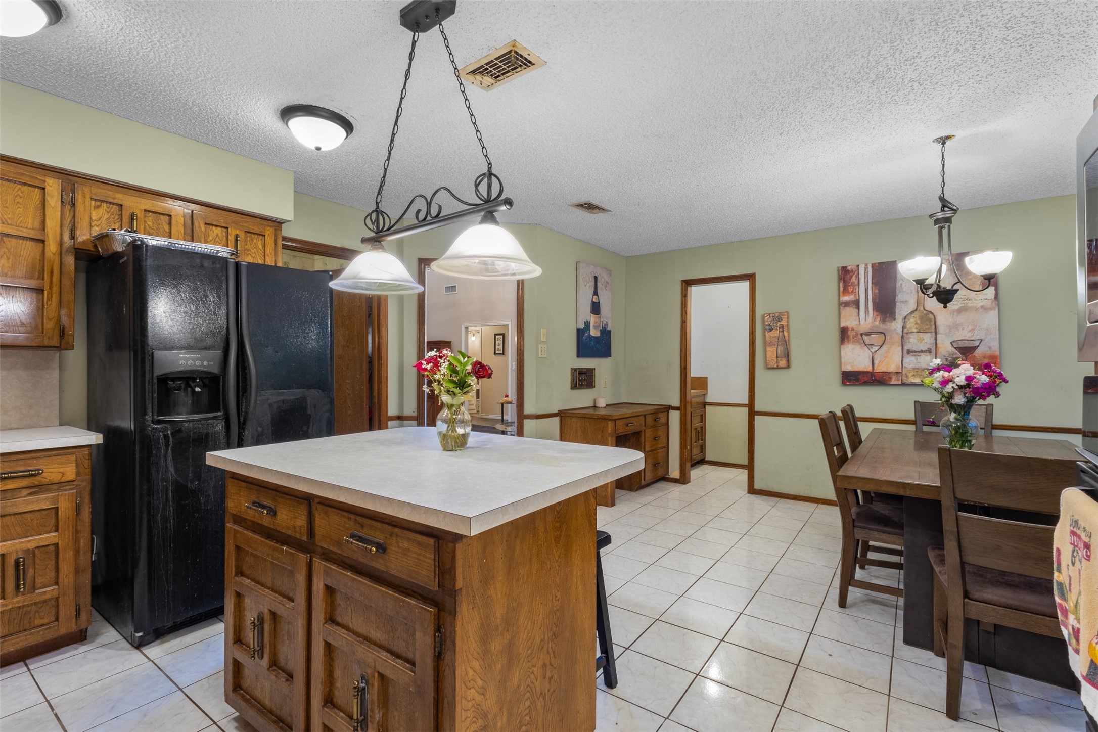 1617 Westridge Drive Hurst TX 76054