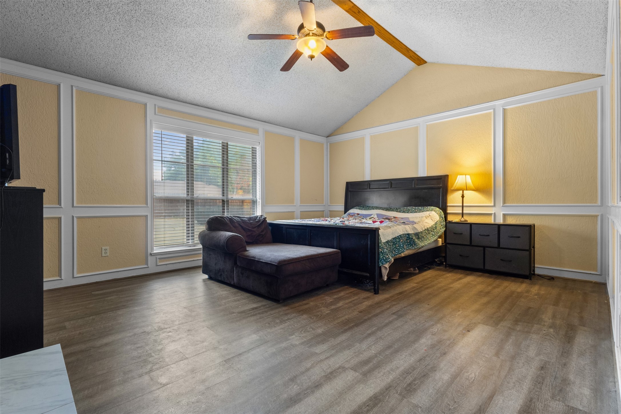 1617 Westridge Drive Hurst TX 76054