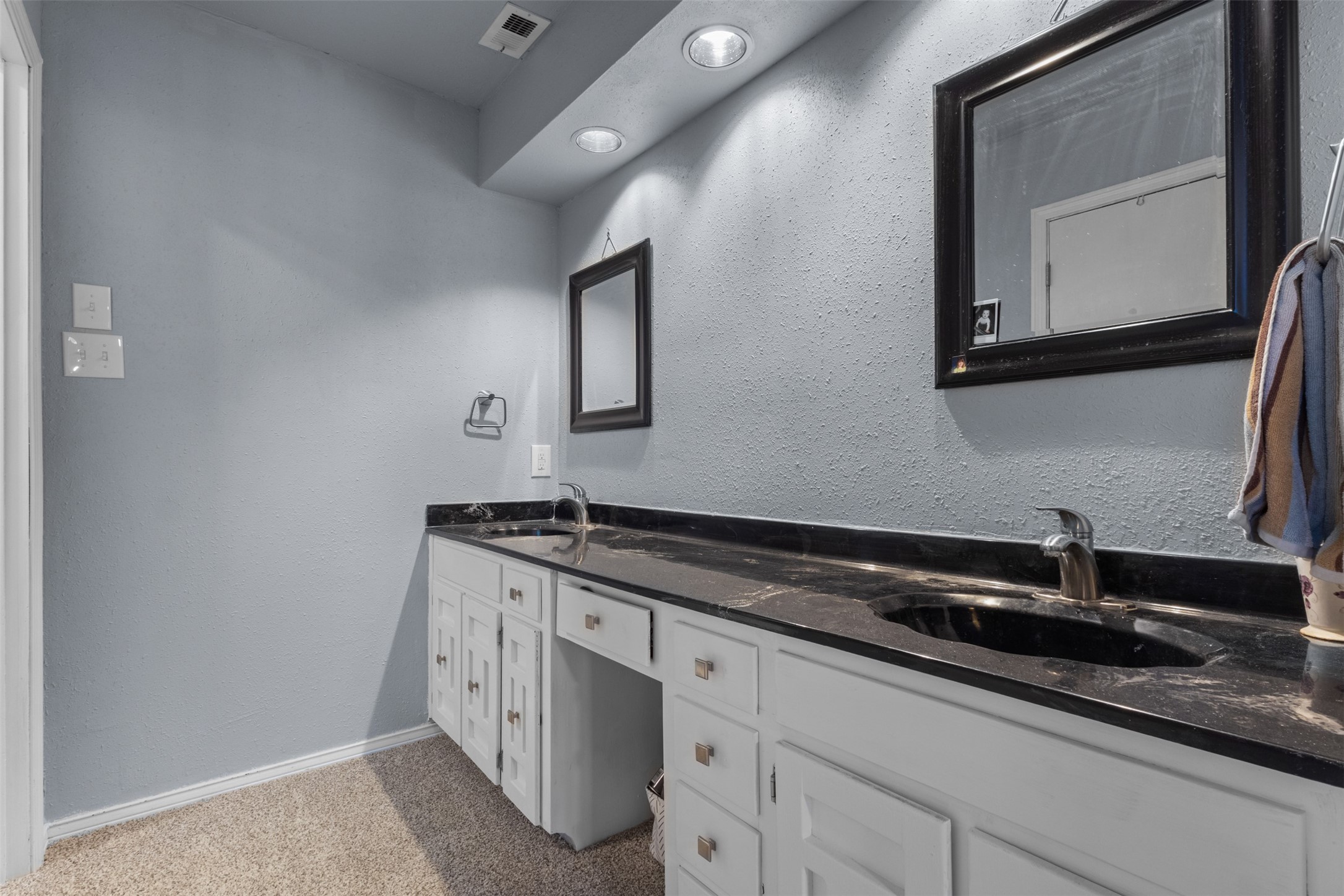 1617 Westridge Drive Hurst TX 76054