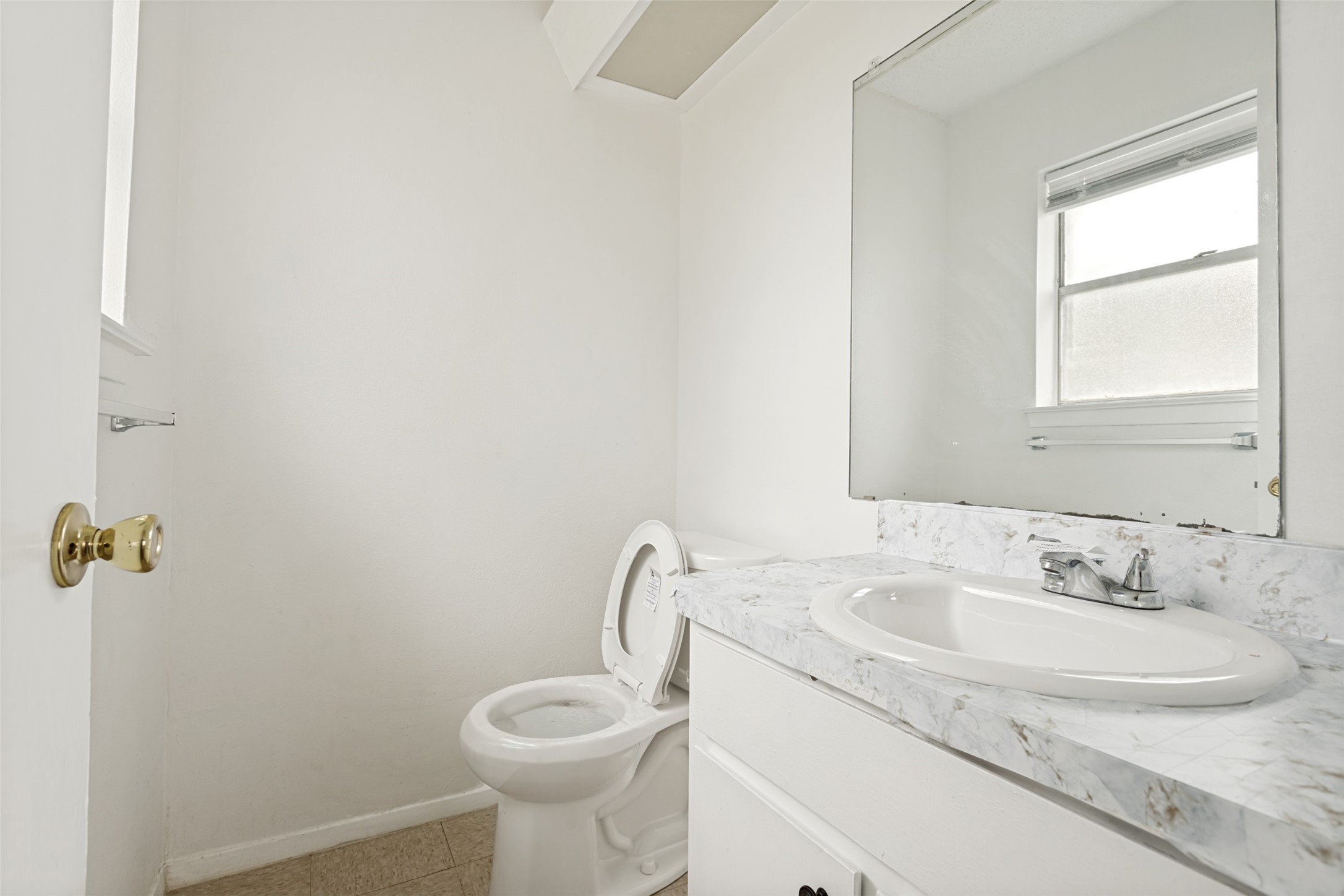 714 Shorecrest Drive Garland TX 75040
