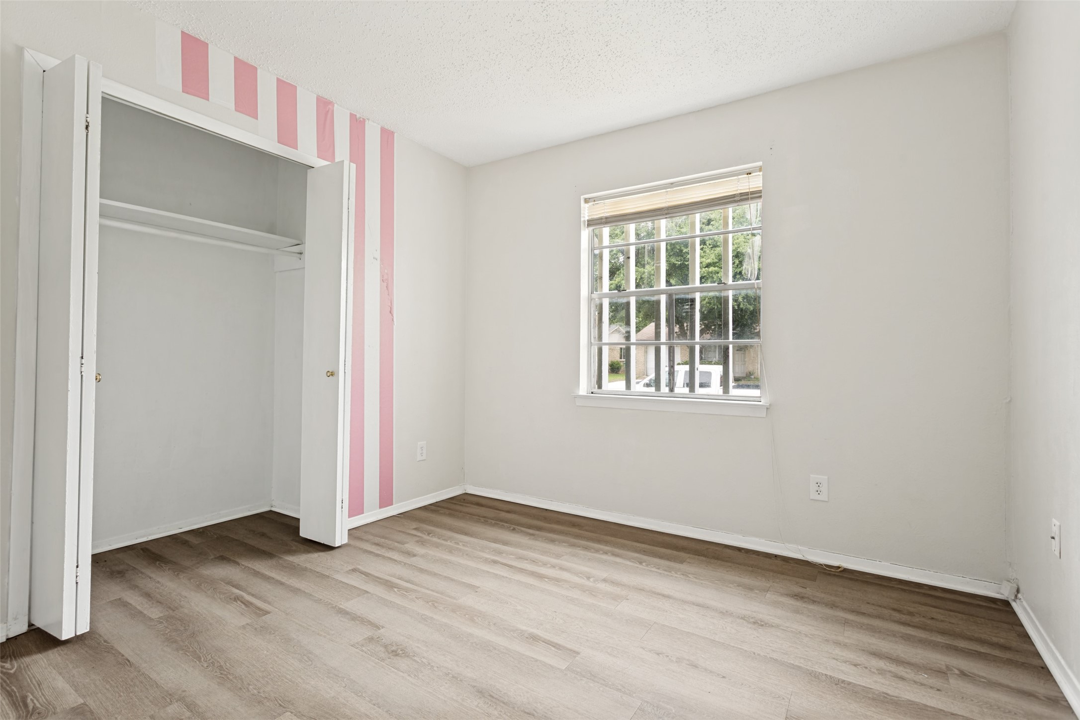 714 Shorecrest Drive Garland TX 75040