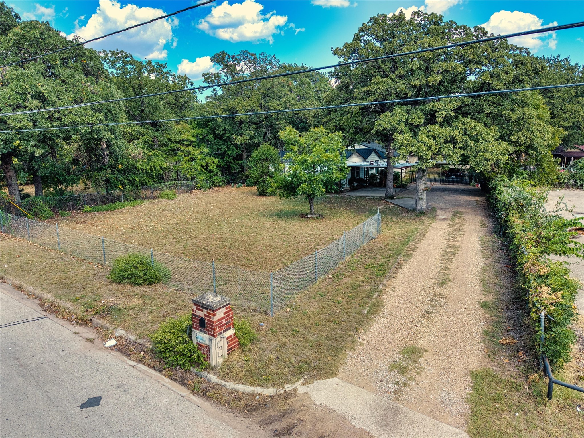 5325 Trentman Street Fort Worth TX 76119
