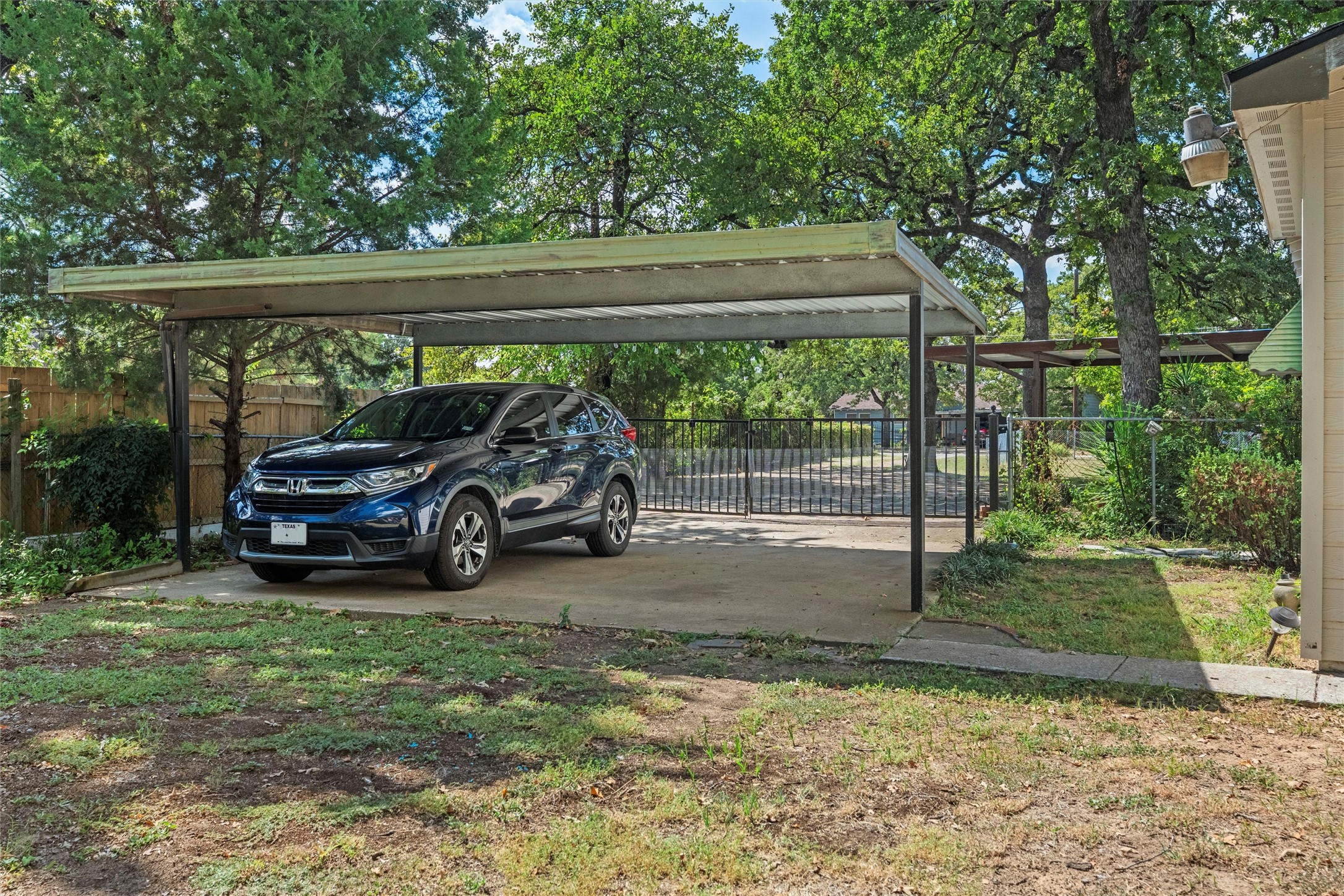 5325 Trentman Street Fort Worth TX 76119