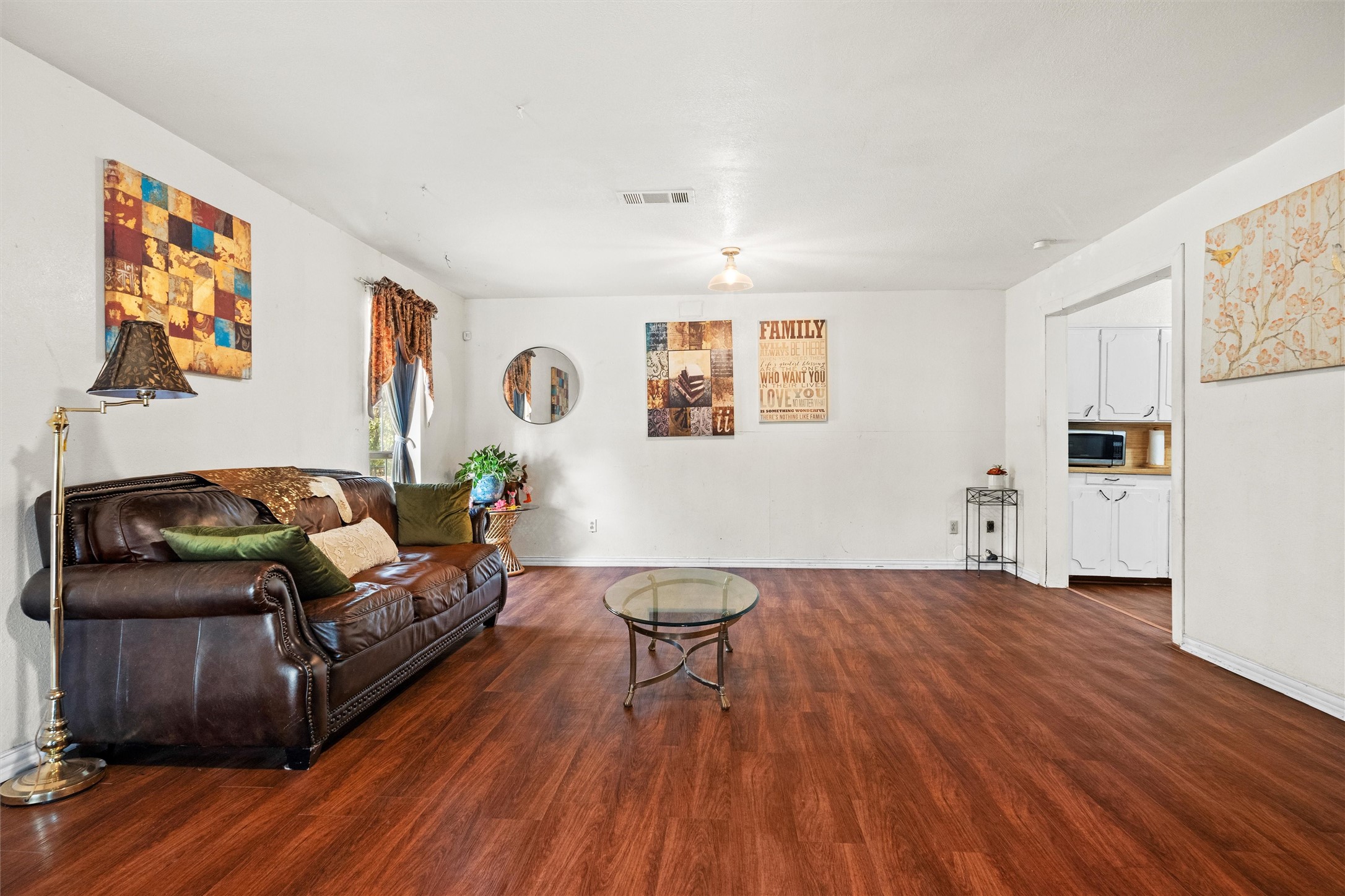 5325 Trentman Street Fort Worth TX 76119