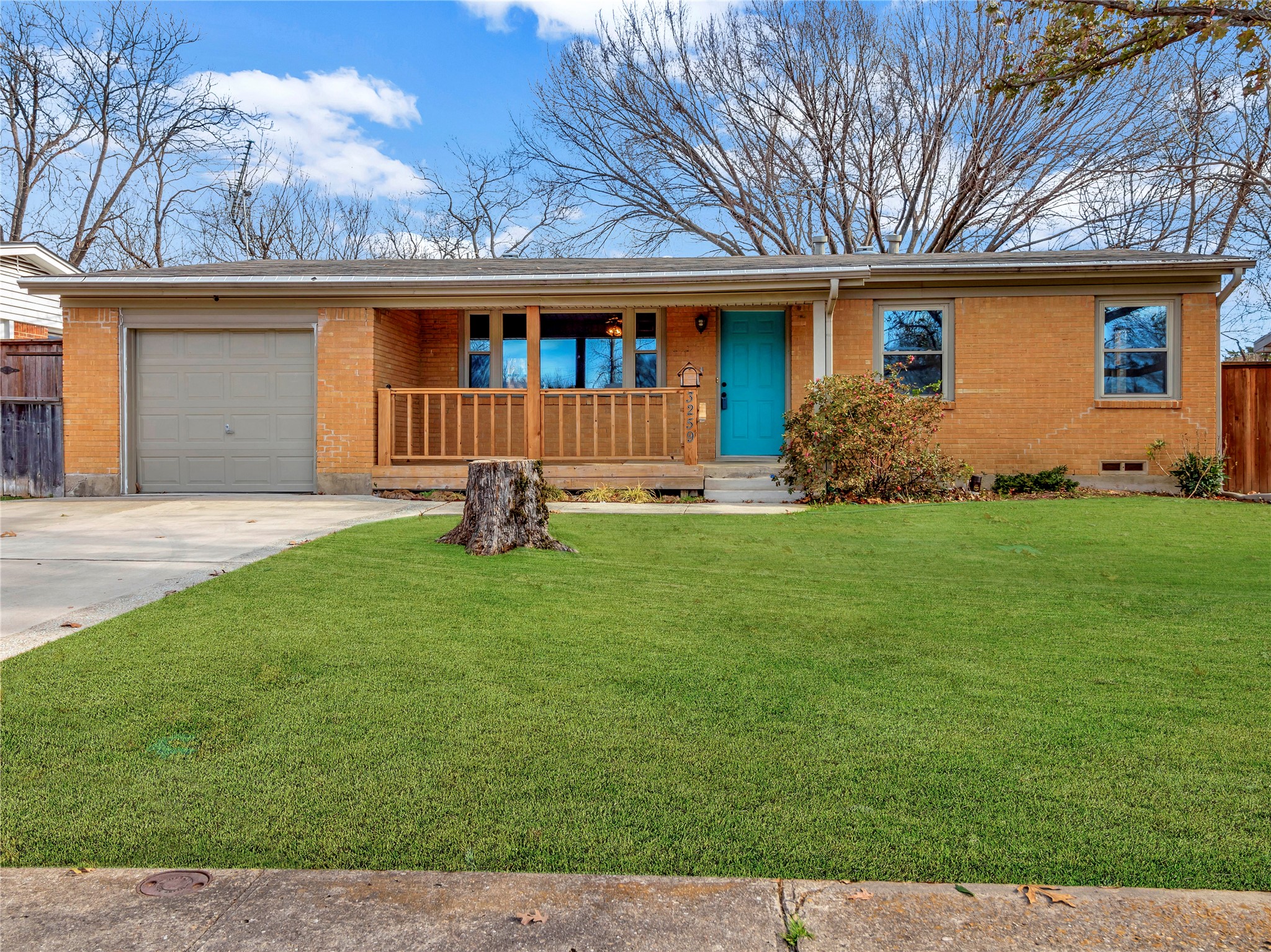 3259 Hillglenn Road Dallas TX 75228