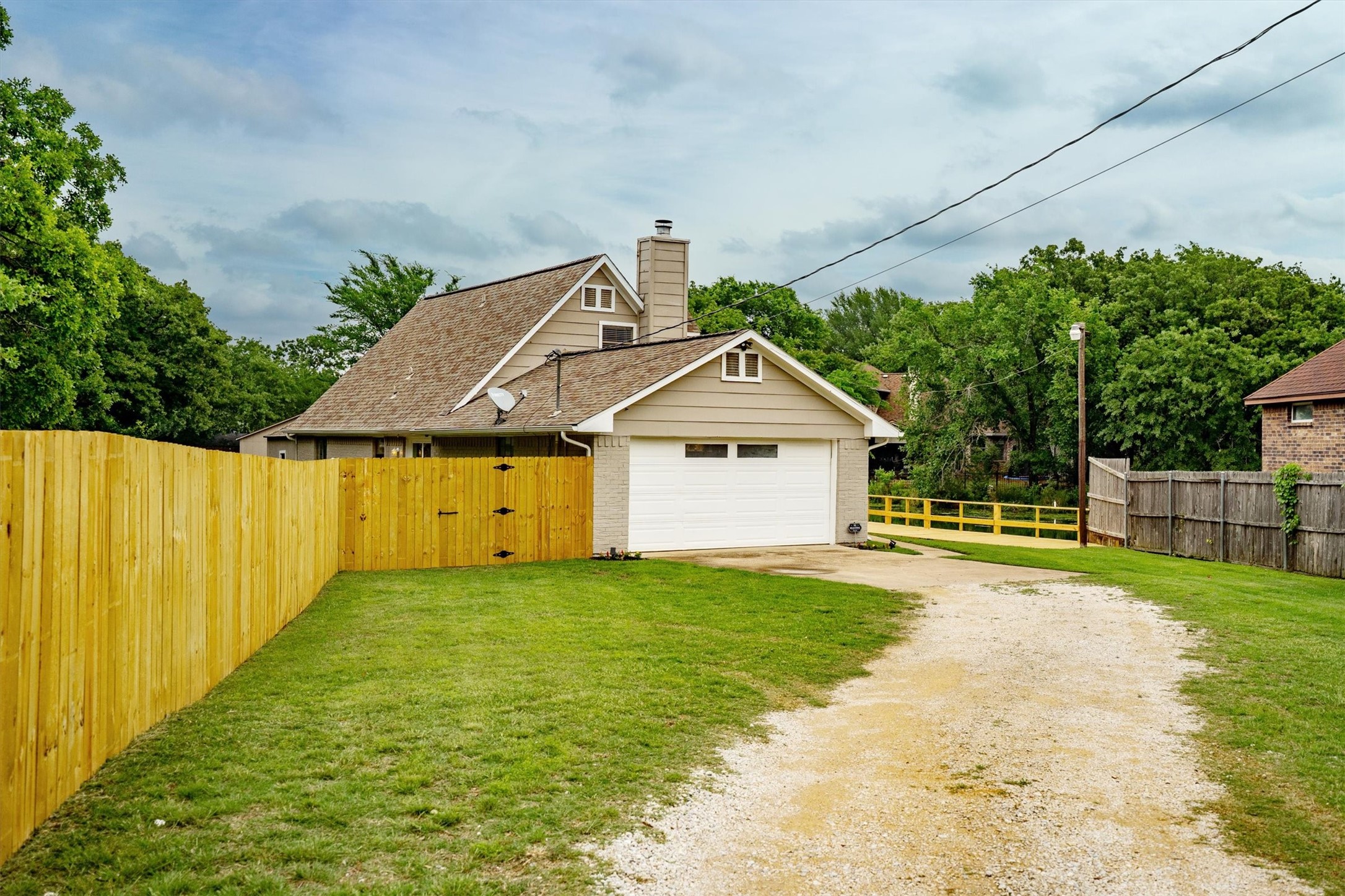 528 Addison Street Lake Dallas TX 75065