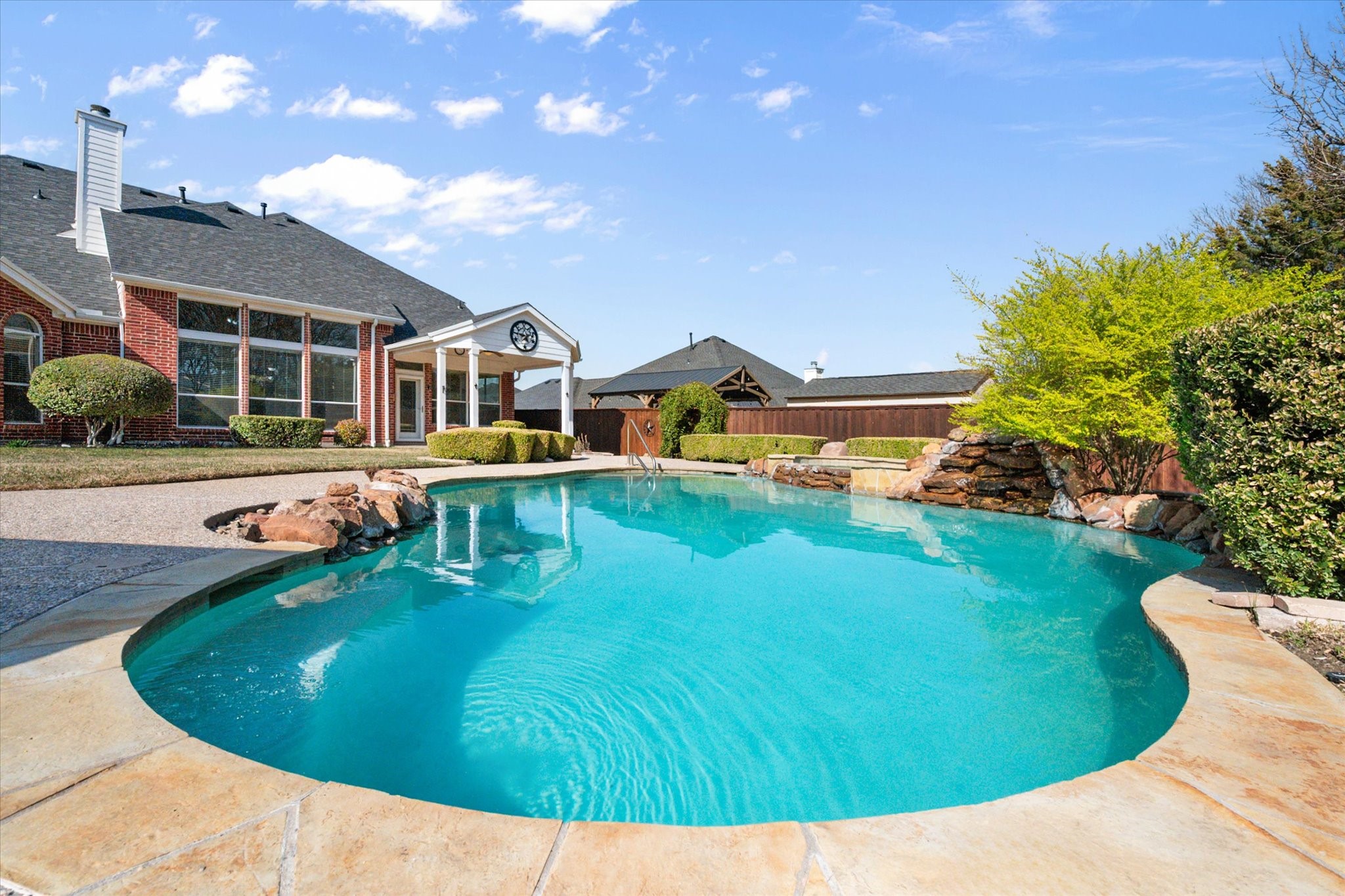 1204 Dover Heights Trail Mansfield TX 76063