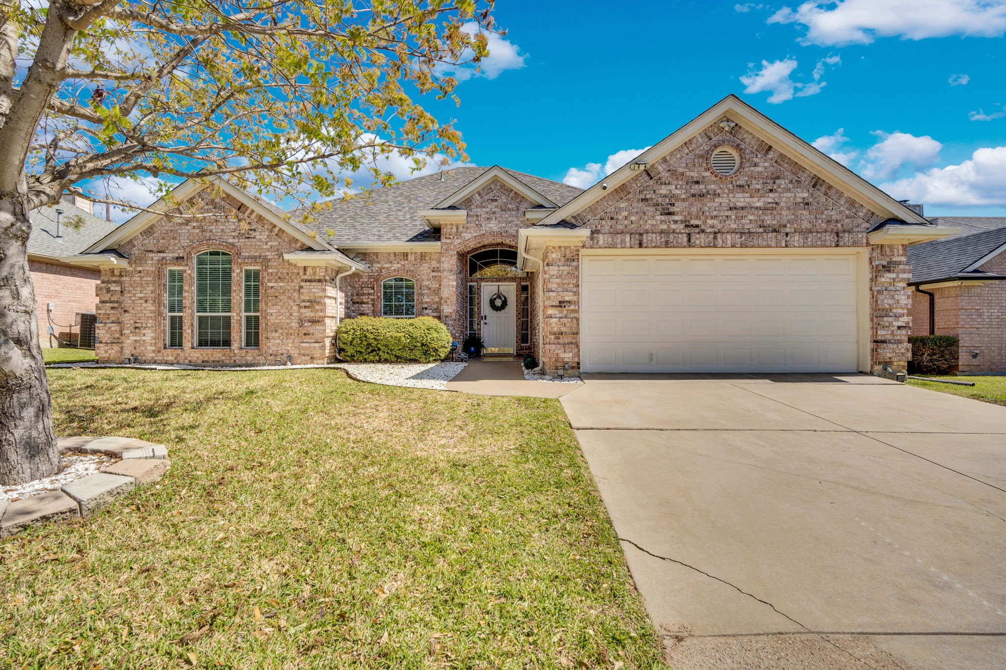 1612 Stratford Drive Mansfield TX 76063