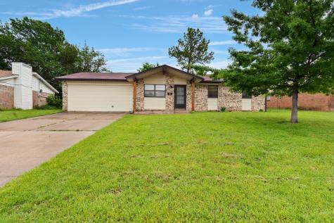 505 Irene Street Burleson TX 76028
