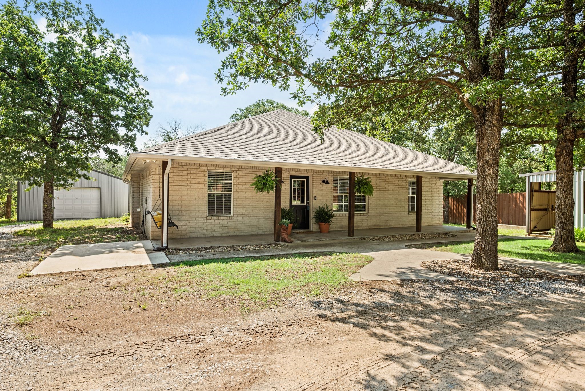640 County Road 3581 Paradise TX 76073