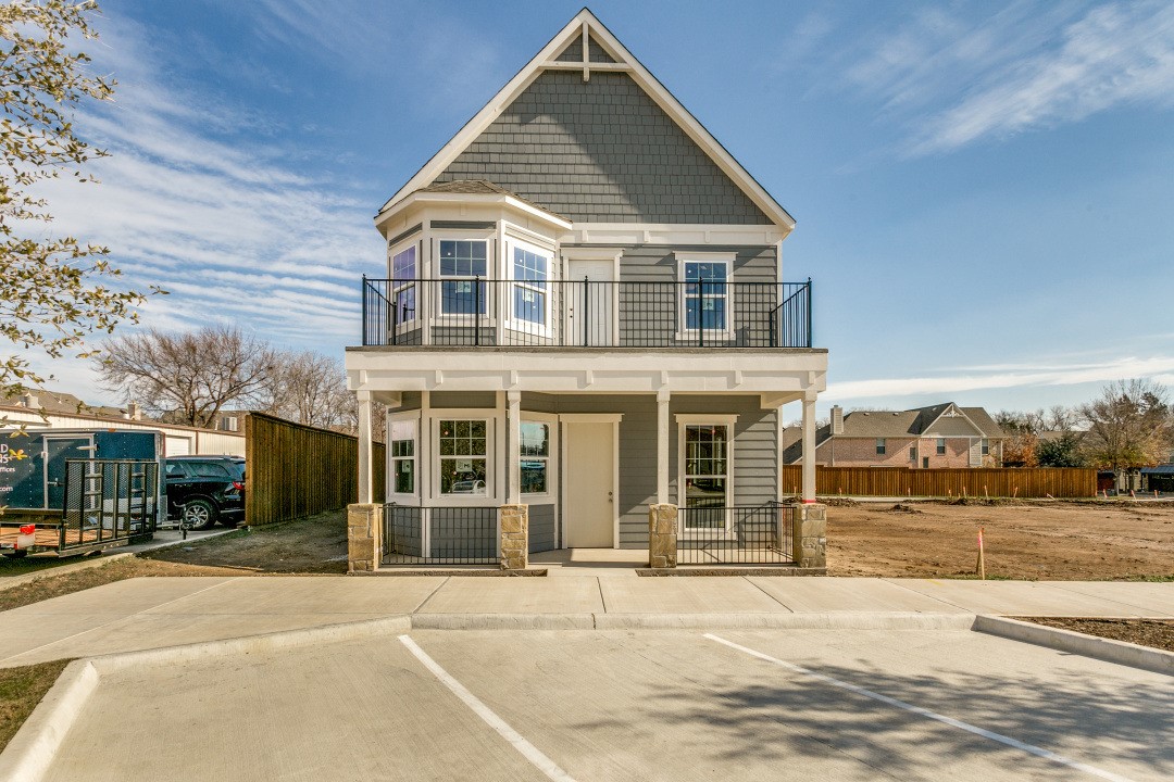 560 S Coppell Road Coppell TX 75019