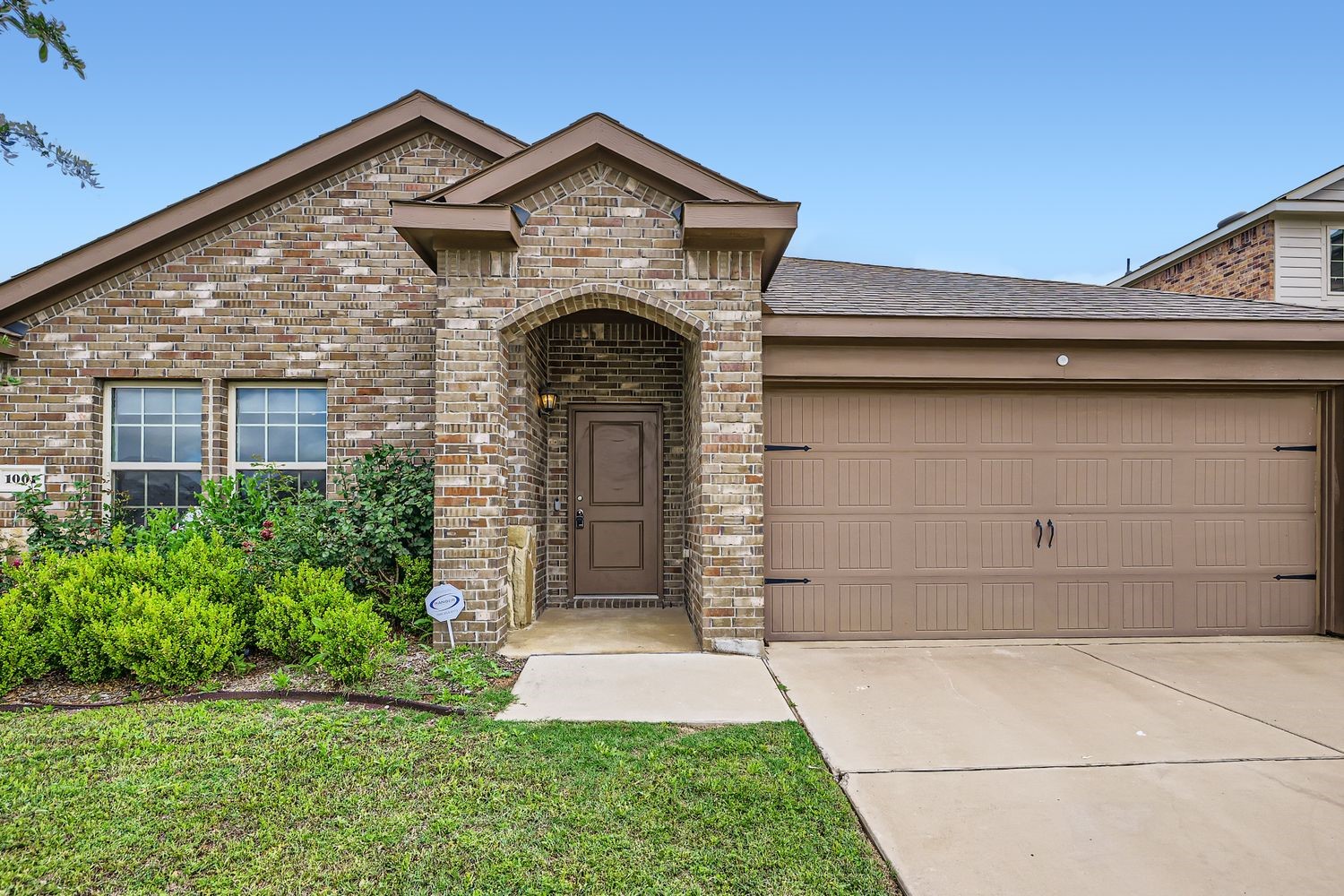 1001 Alton Drive Aubrey TX 76227