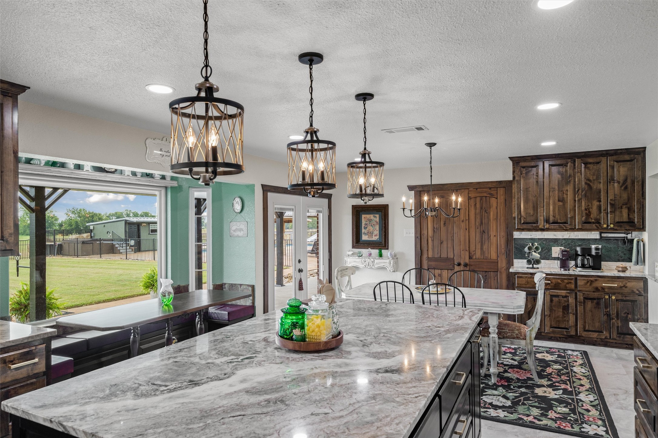 733 Rs County Road 1430 Point TX 75472