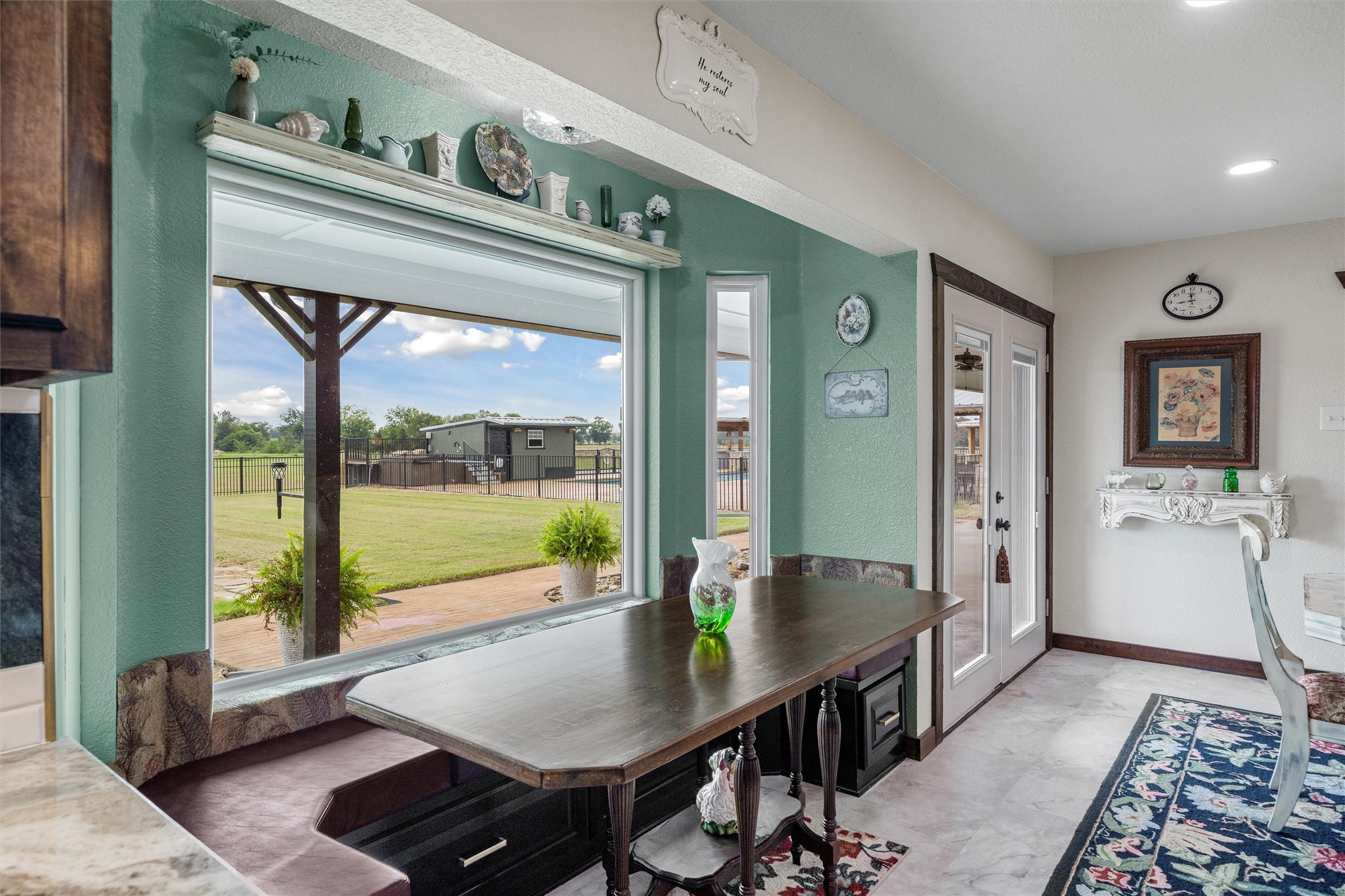 733 Rs County Road 1430 Point TX 75472