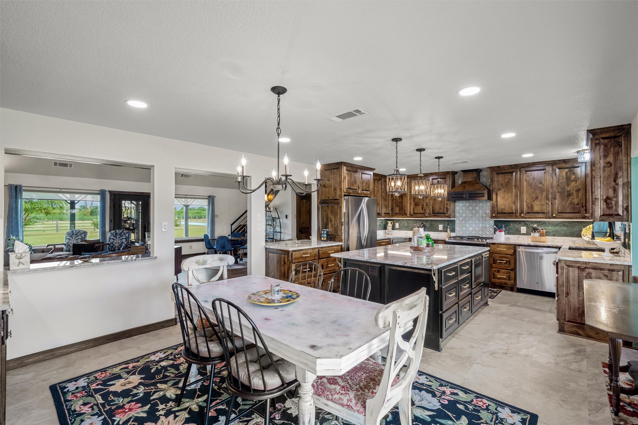 733 Rs County Road 1430 Point TX 75472