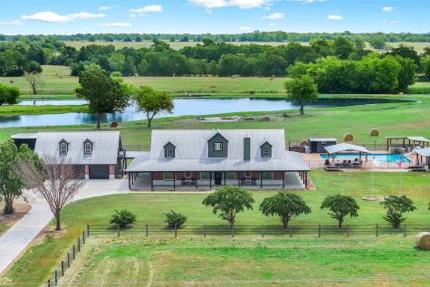 733 Rs County Road 1430 Point TX 75472