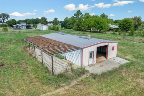 733 Rs County Road 1430 Point TX 75472