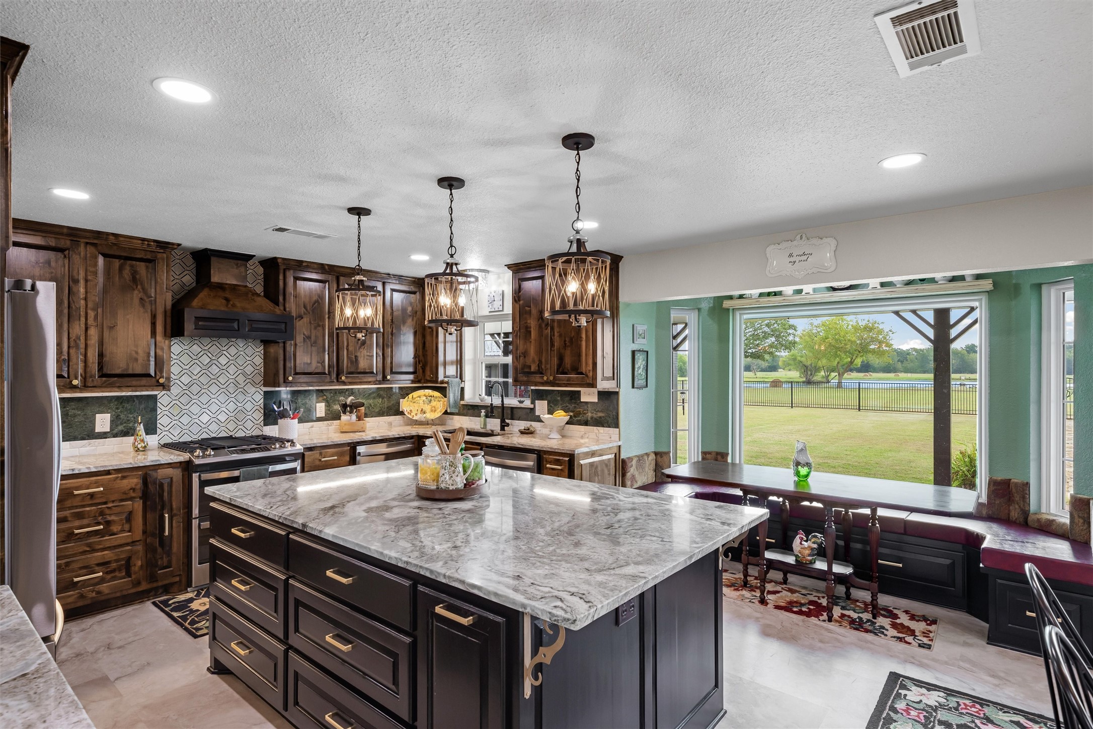 733 Rs County Road 1430 Point TX 75472