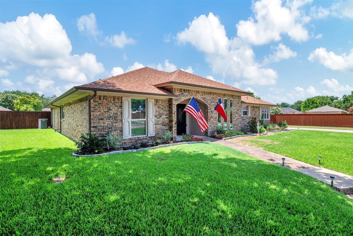 2300 Applecross Court Carrollton TX 75007